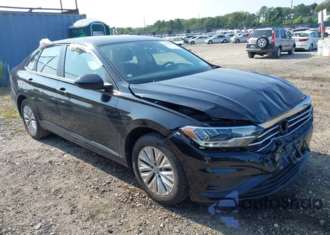 2020 Volkswagen Jetta 1.4T R-Line/1.4T S/1.4T Se z USA, uszkodzony, nr VIN 3VWCB7BU1LM001947